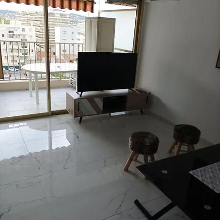 Апартаменты 2 Pieces Juan Les Pins