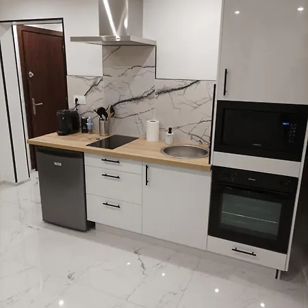 2 Pieces Juan Les Pins Апартаменты *